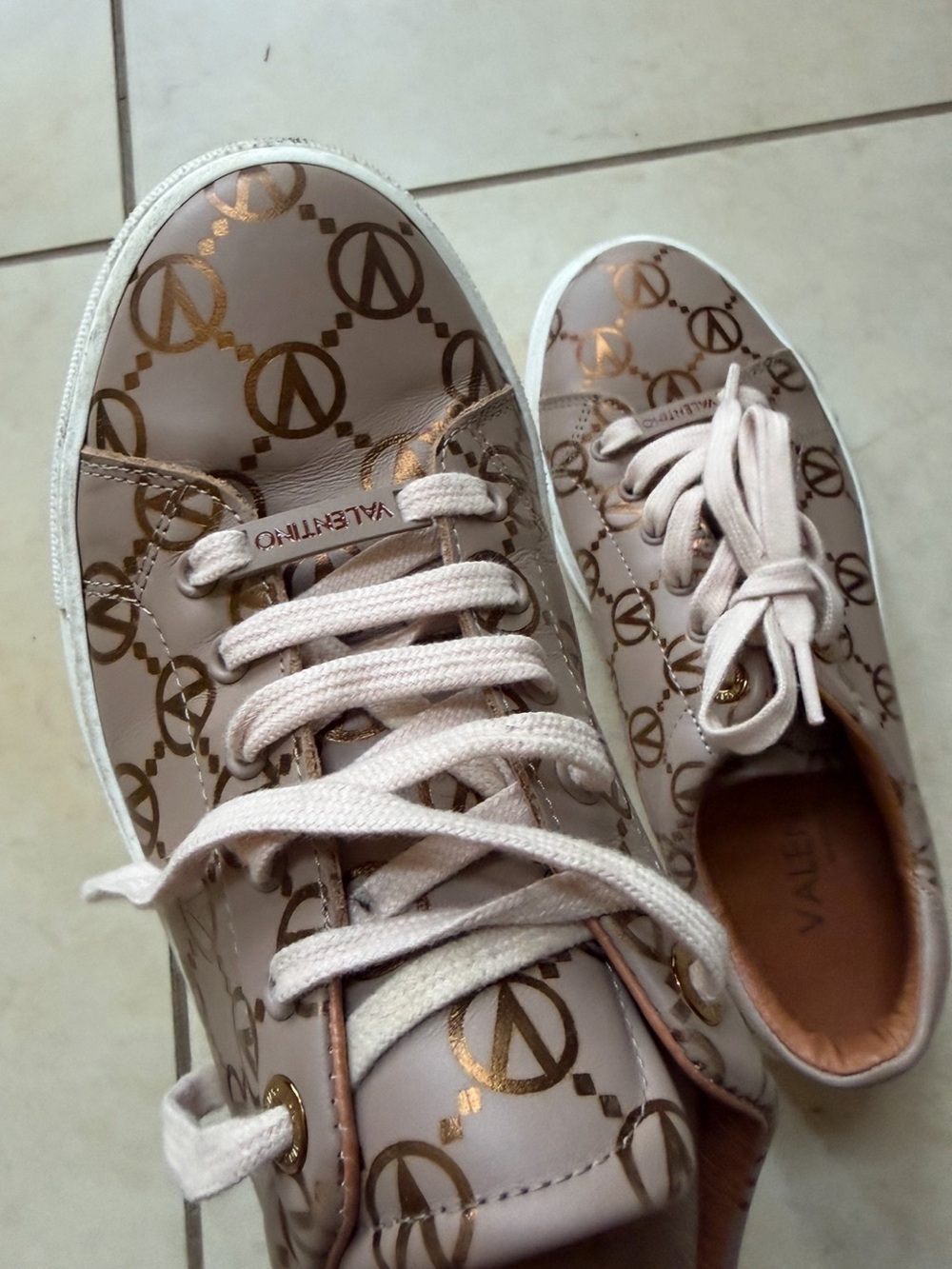 EUC Valentino Italian leather Beige and Metallic Gold Monogram lace Sneakers - Picture 2 of 9